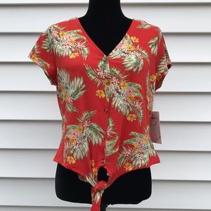 Women’s summer top shirt XL New with tags
